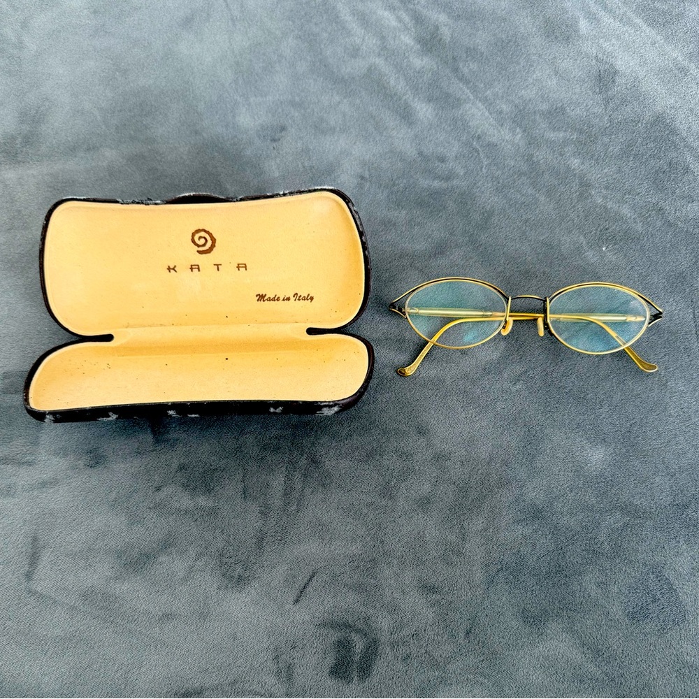 Kata rare designer glasses. Beautifully crafted in Italy. (Prescription lenses).